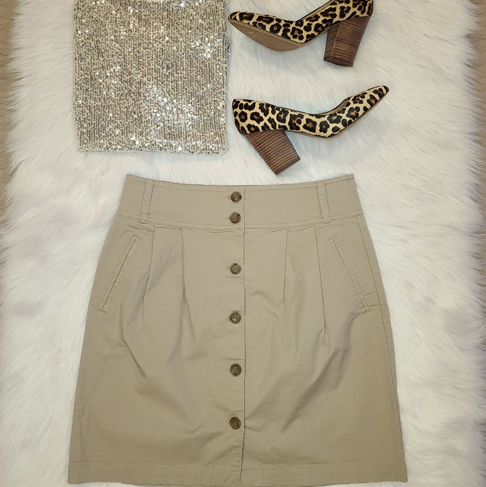 Banana  Republic Size 8 Skirt